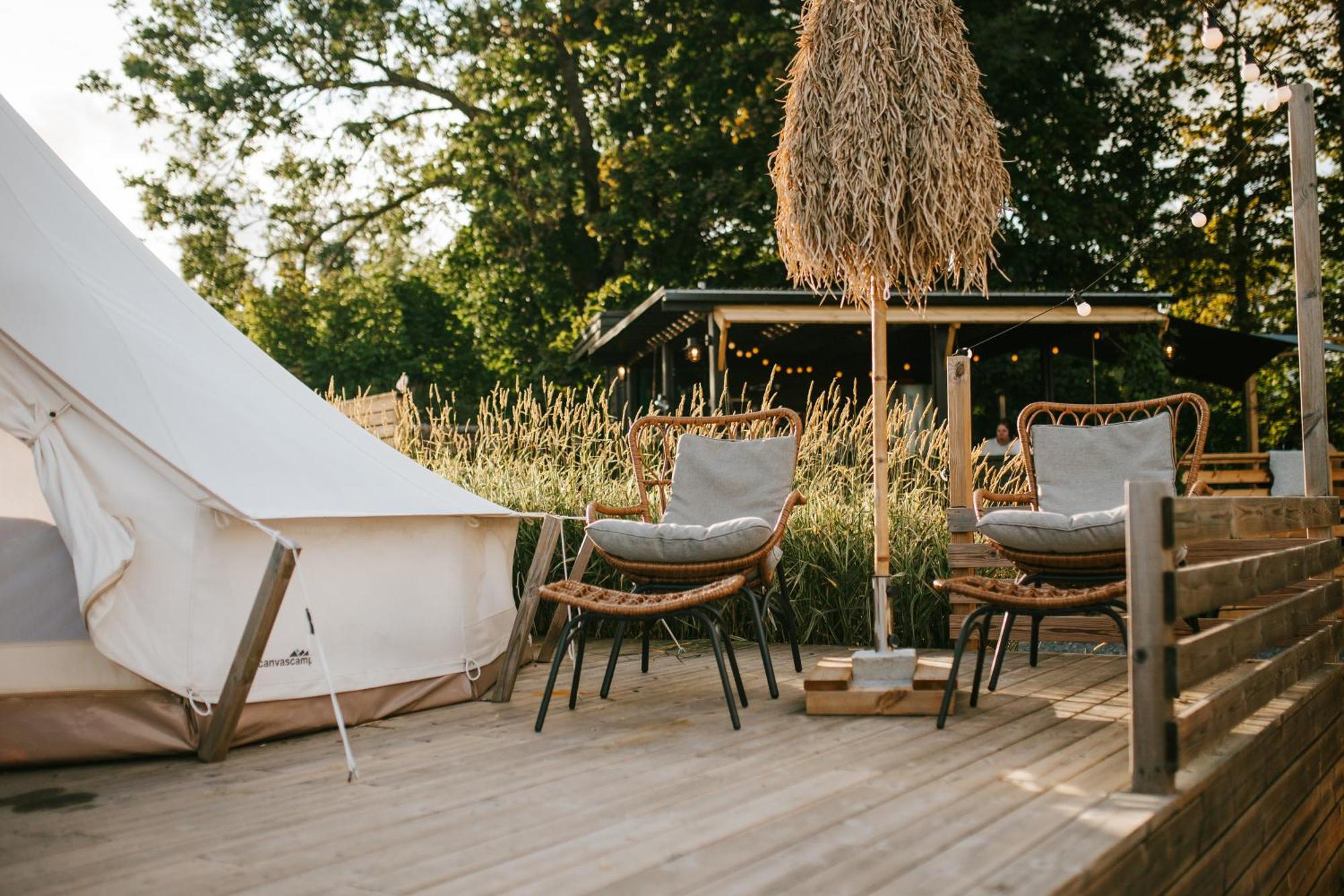 Vaettervy Glamping Otel Habo Dış mekan fotoğraf